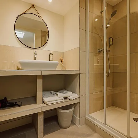 Hotelo Charite Szálloda 3*