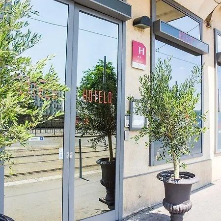 Szálloda Hotelo Charite