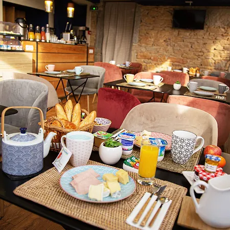 Hotelo Charite Szálloda