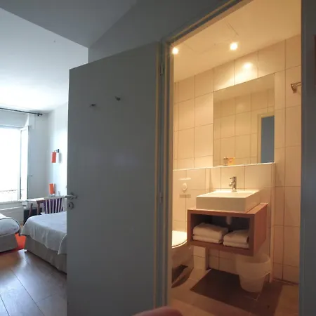 Отель Hotelo Charite 3*