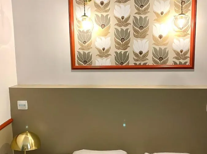 Ξενοδοχείο Hotelo Charite 3*