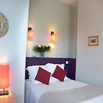 Hotelo Charité 3*