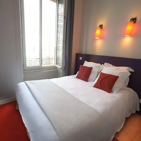 Hotelo Charité 3* Lione
