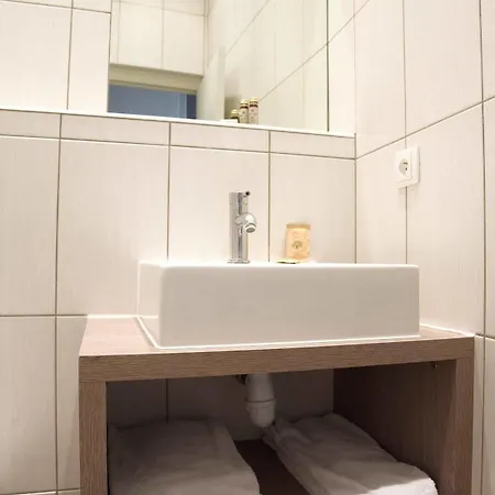 Hotelo Charité Hotel Lione
