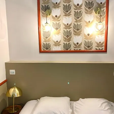 Ξενοδοχείο Hotelo Charite 3*